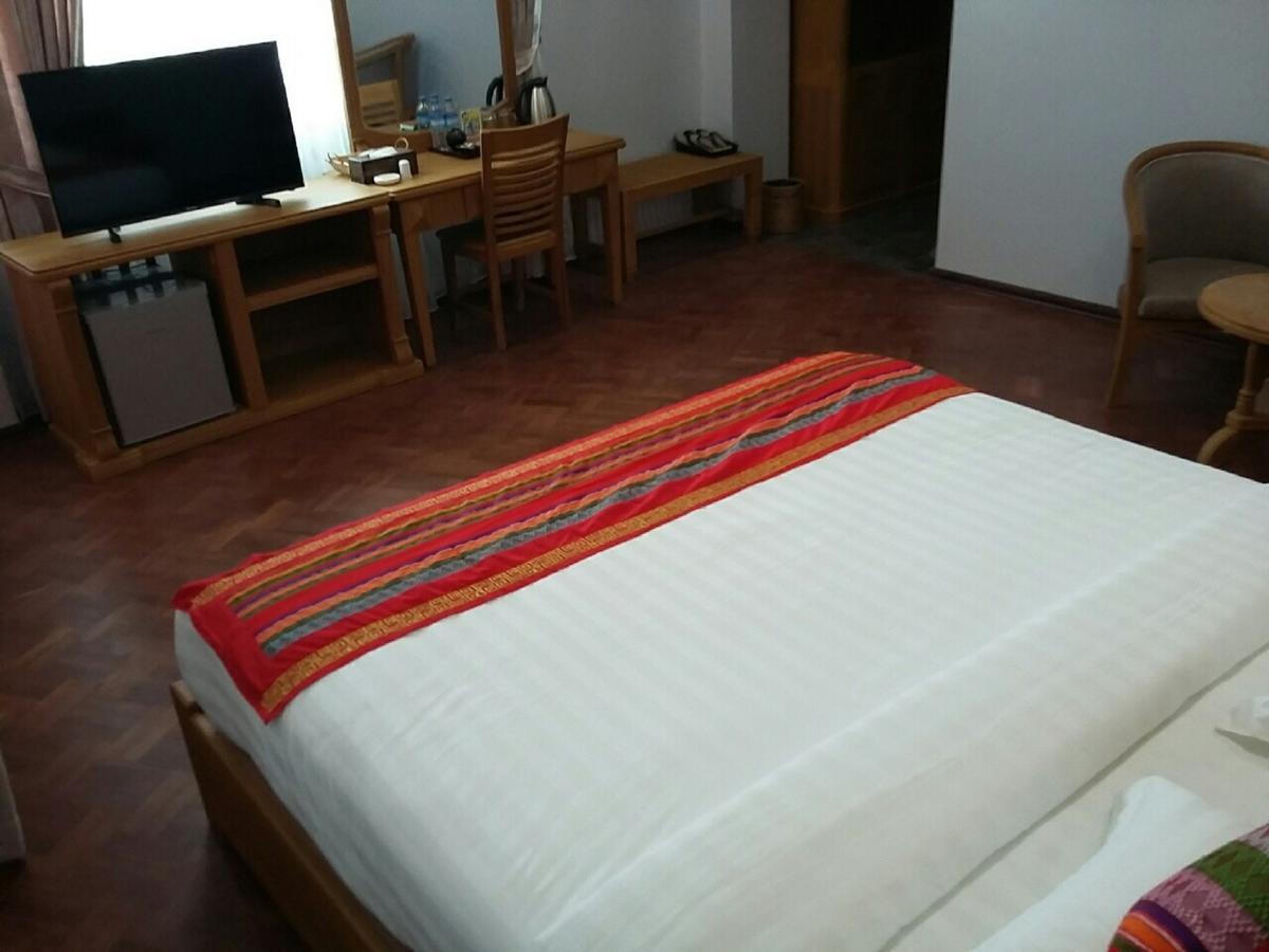 Amayar Nadi Hotel Mandalay Buitenkant foto