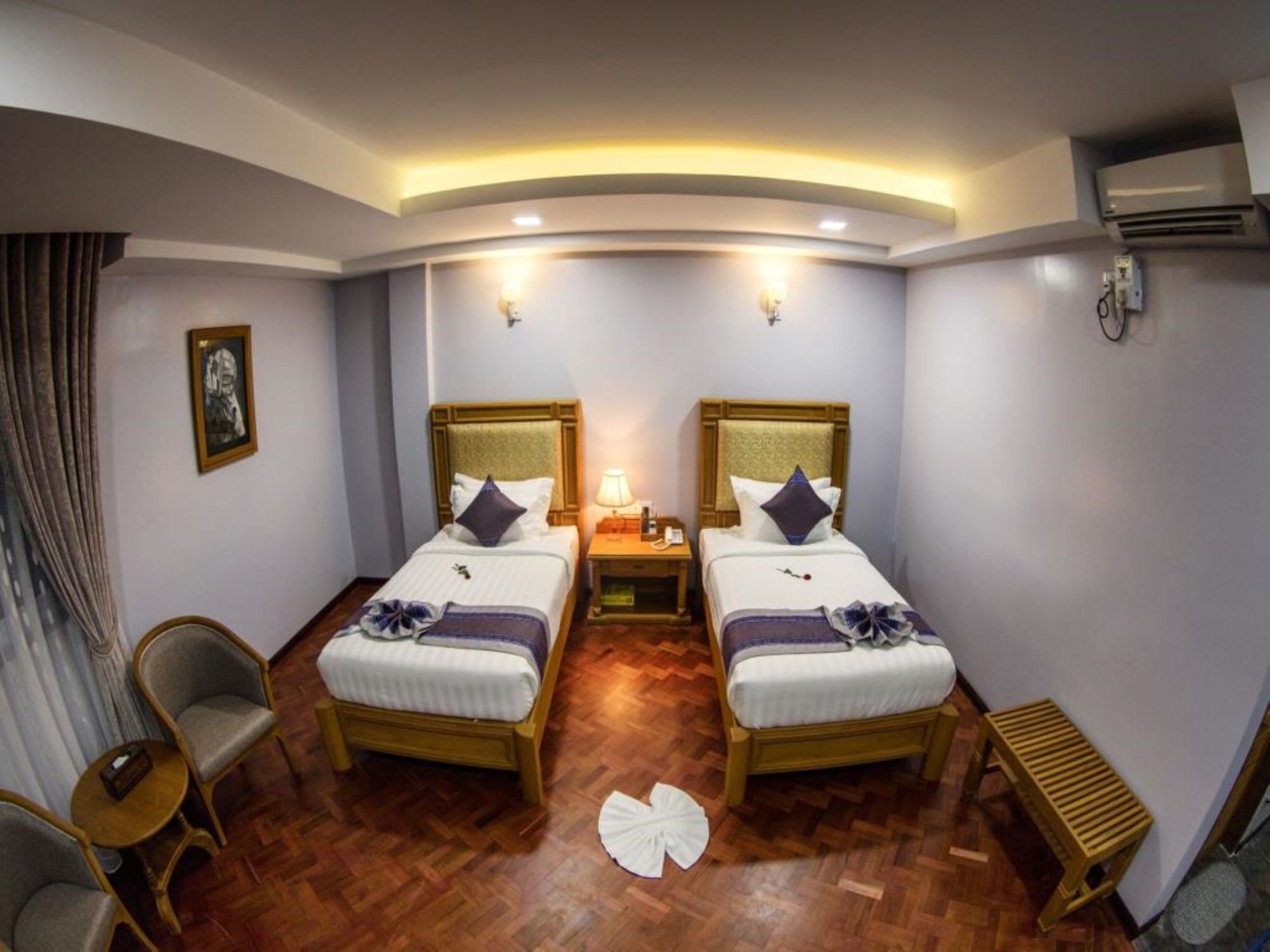 Amayar Nadi Hotel Mandalay Buitenkant foto